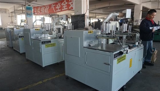 鋁材切割機 鋁材切割機