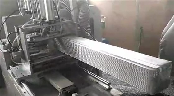 全自動切鋁機 全自動切鋁機