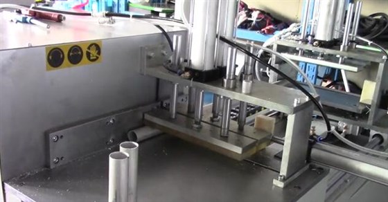 DS-A400薄壁鋁管切割機(帶有限位氣缸) DS-A400薄壁鋁管切割機(帶有限位氣缸)