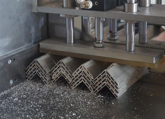 全自動角碼鋸 全自動角碼鋸