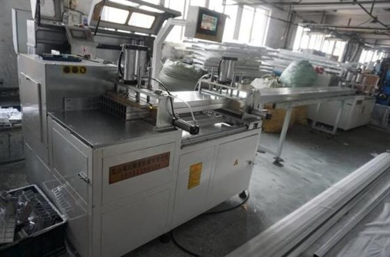 鋁材切割機 鋁材切割機